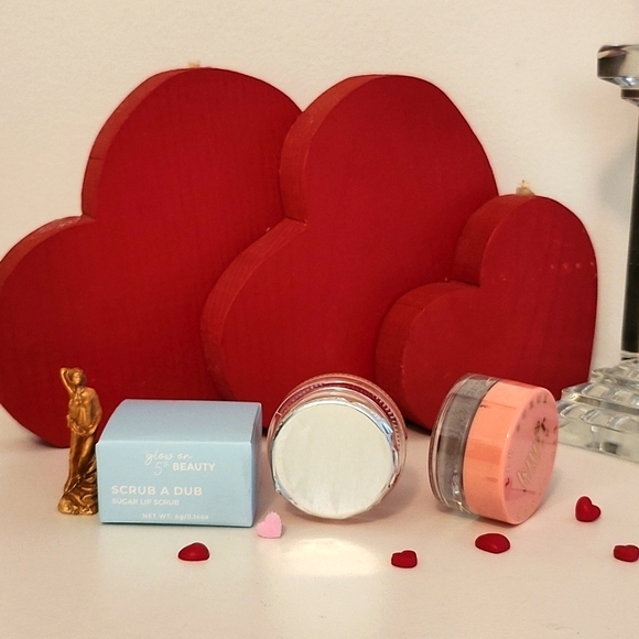 NIB Glow on 5th & Knd*r Beauty Sugar Lip Scrubs - Picture 5 of 6